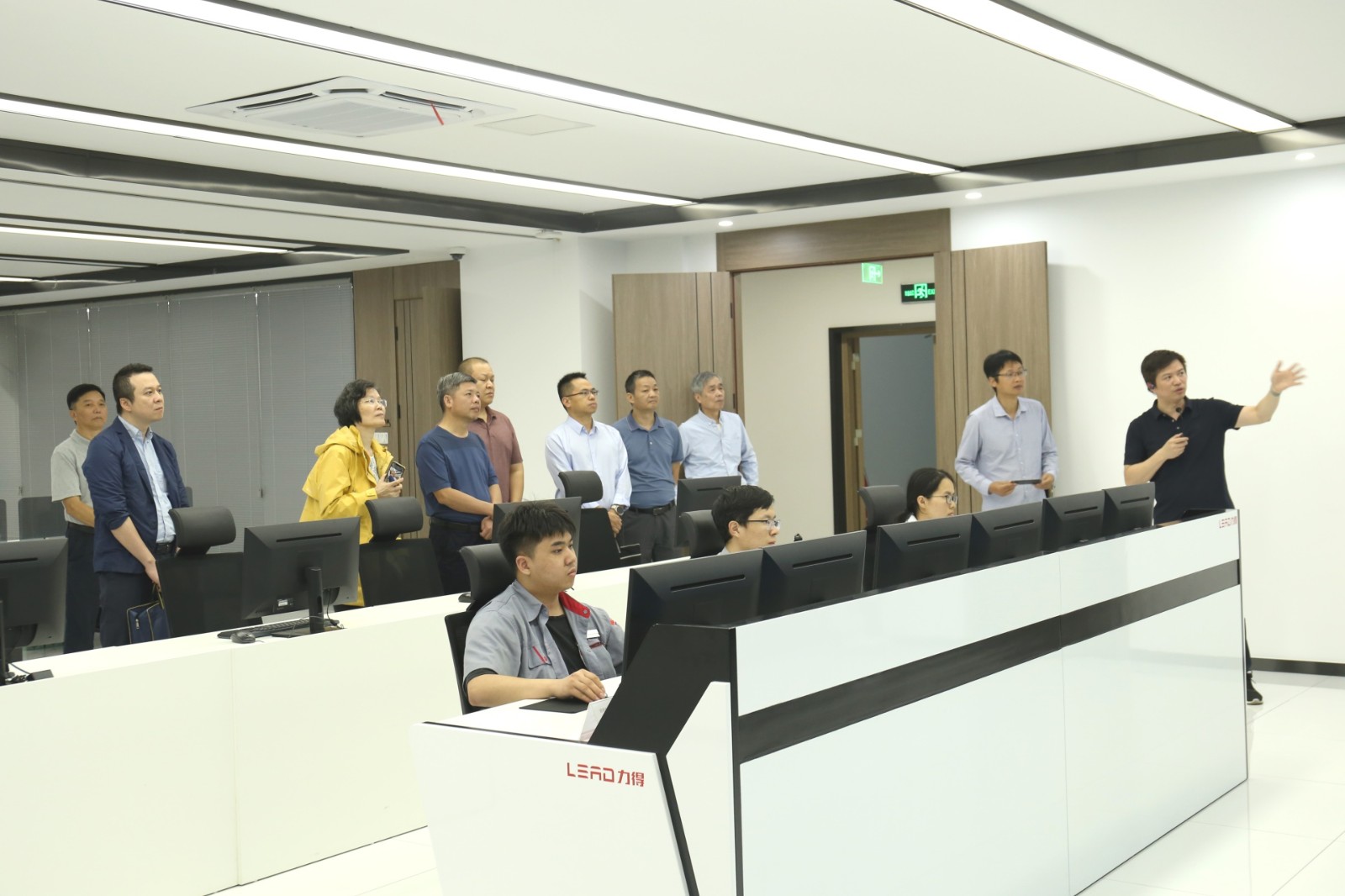 IMG_4713 (NXPowerLite).jpg