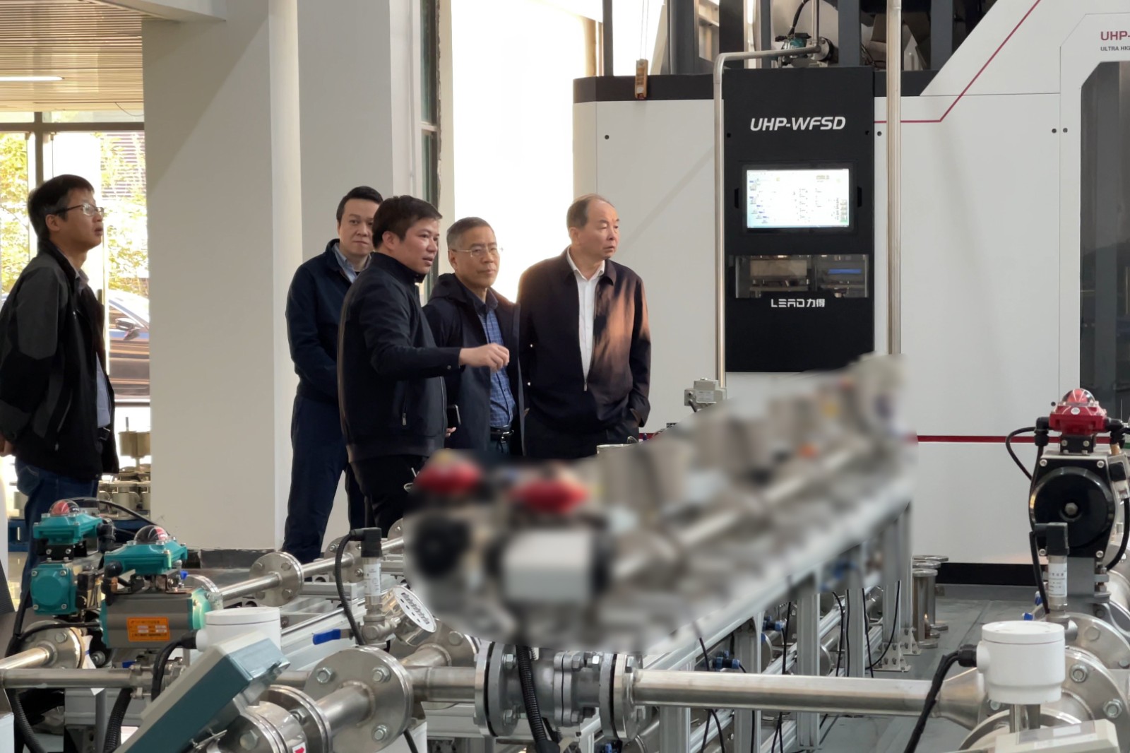 1733797622437901.jpg 1733797622437901.jpg