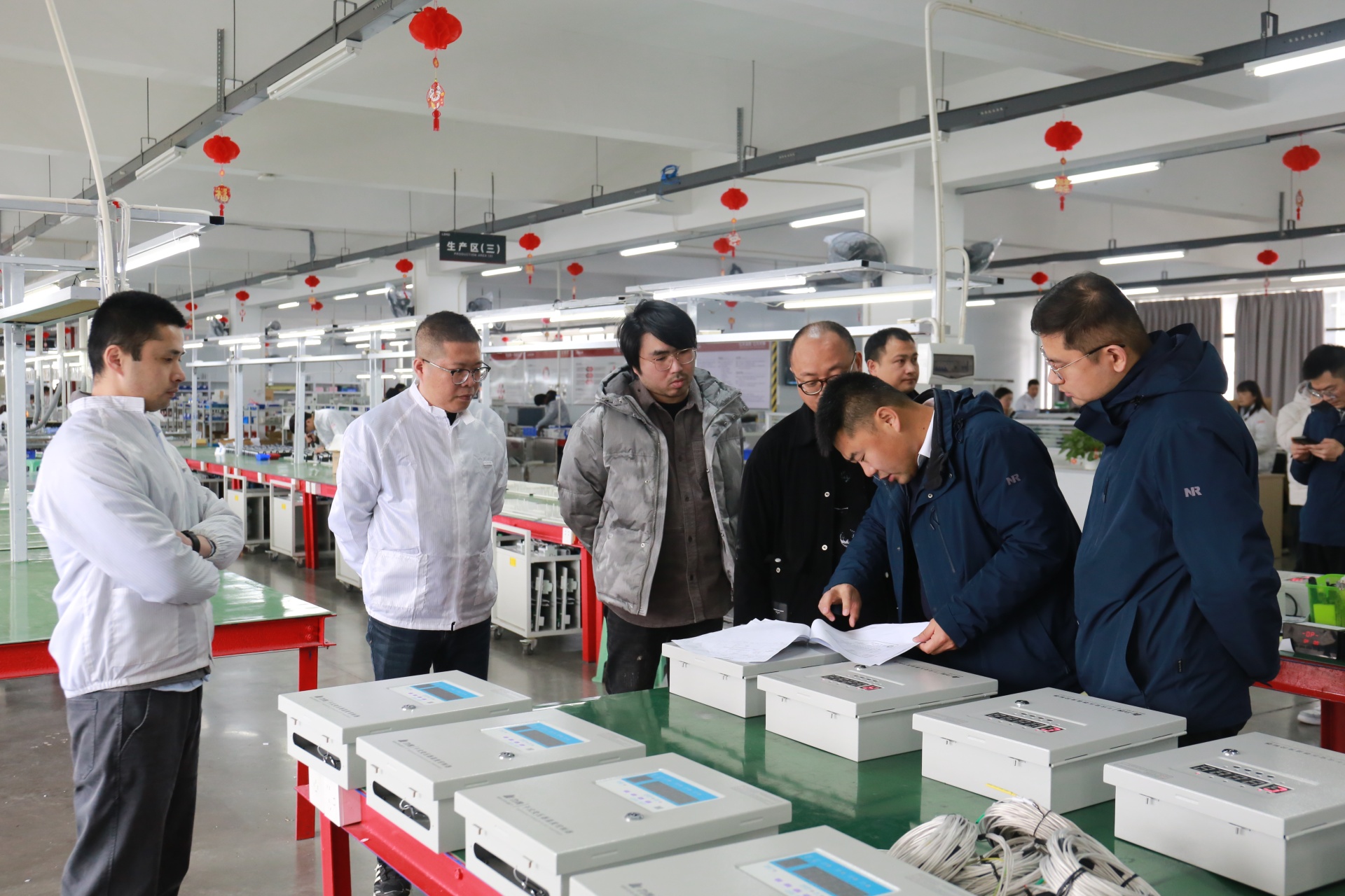 1740643738438724.jpg 1740643738438724.jpg